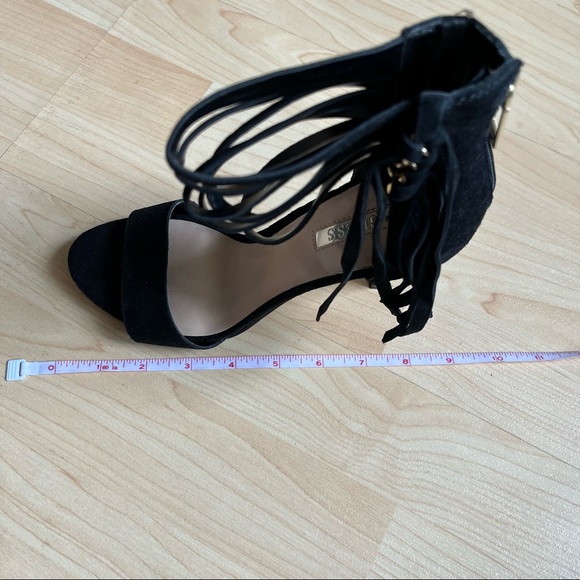 Guess Balck Fringe Leather Suede This Heels Straps Size 6.5 A - Picture 12 of 12